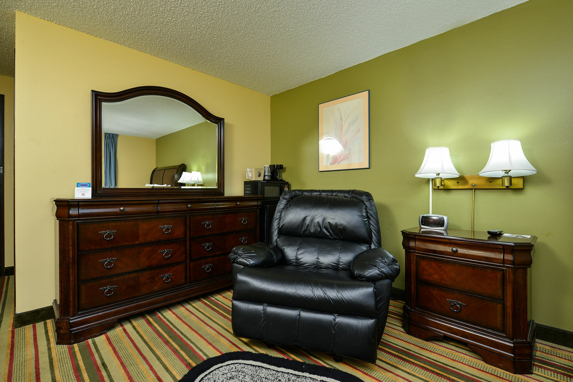 Super 8 By Wyndham Minot Airport Hotel Bagian luar foto